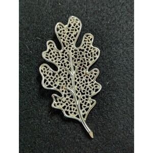 Vintage Sarah Coventry Large open fretwork Oak LEAF Brooch Pin Jewelry Silver